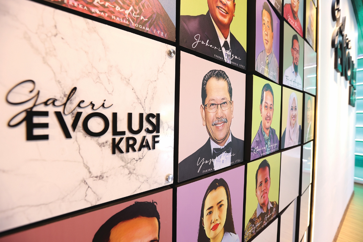 GALERI Evolusi Kraf mengiktiraf pereka Kraftangan Malaysia.