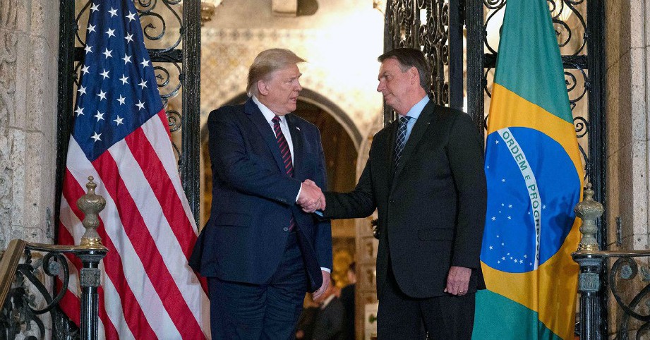 BOLSONARO (kanan0 ketika bertemu Trump. FOTO AGENSI