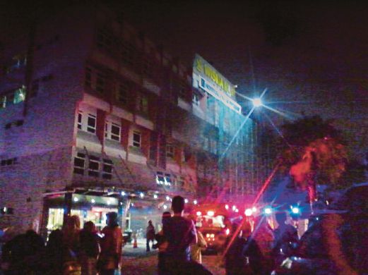 Hospital Pakar MUIP di Jalan Gambut berdepan detik cemas apabila sebuah bilik di bangunan itu terbakar.  