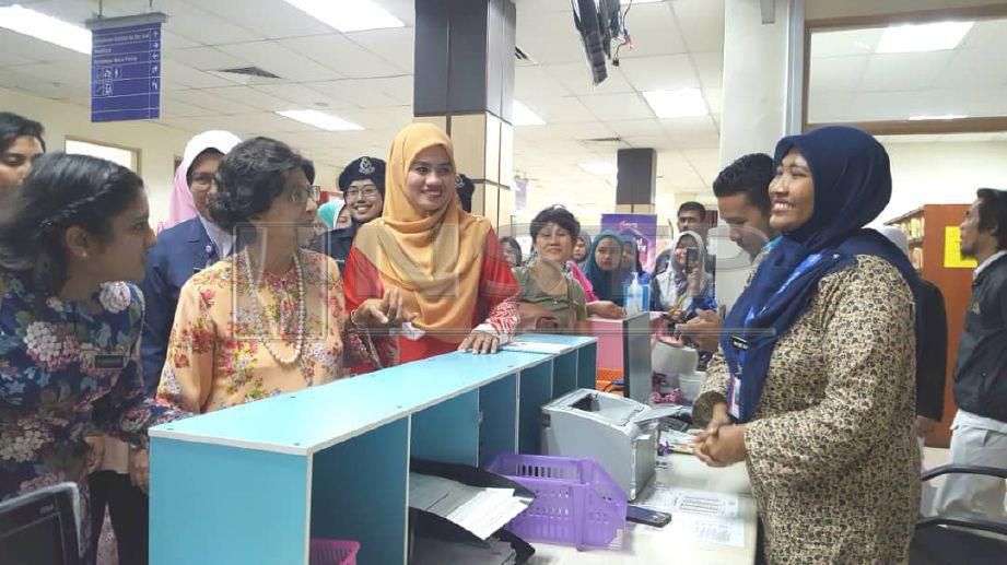 Kunjungan Siti Hasmah beri semangat | Harian Metro