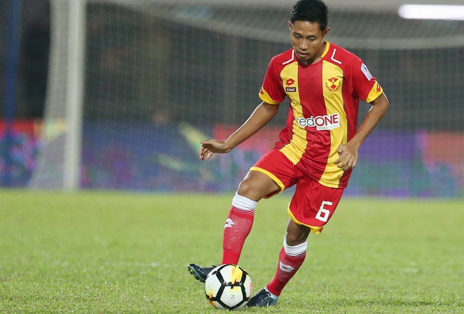 PEMAIN Selangor, Evan Dimas tetap waspada skuad Kuala Lumpur. - Foto Nur Adibah Ahmad Izam