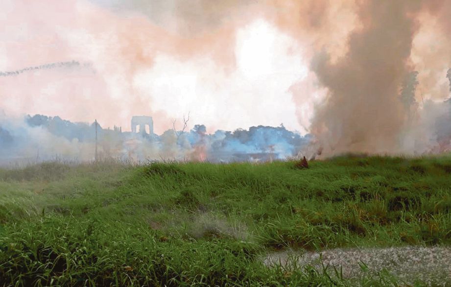  Kebakaran lalang antara kes    tertinggi yang dilaporkan dalam tempoh tiga bulan di  Kedah.