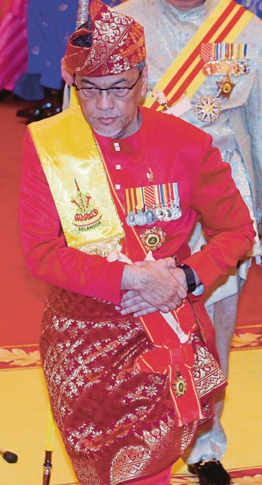  Tengku  Ardy Esfandiari.  