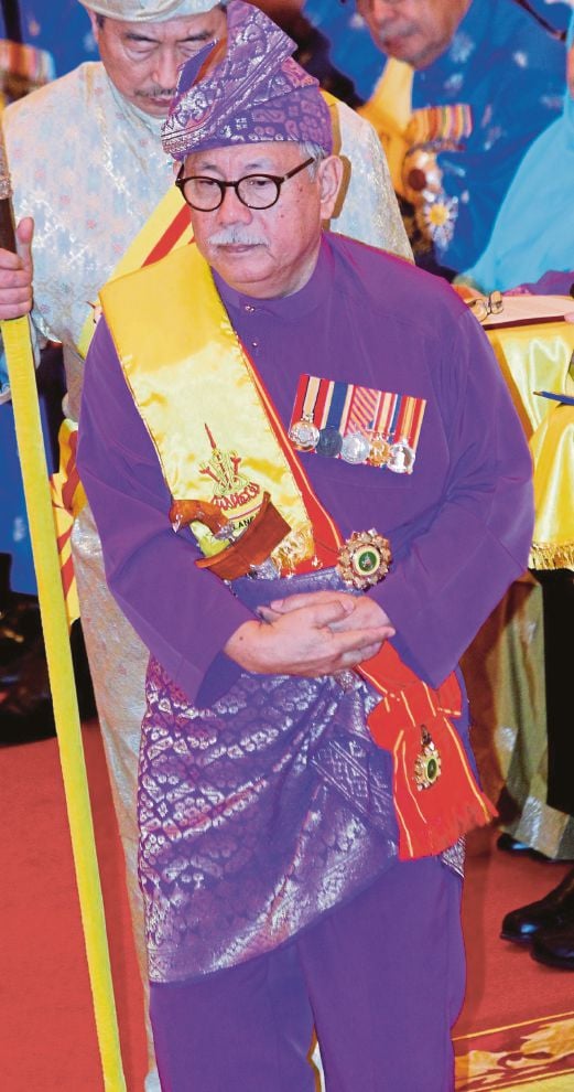  DR Tengku       Jamaluddin.  