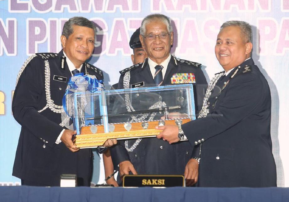 Polis panggil Waytha Moorthy, Azwanddin | Harian Metro