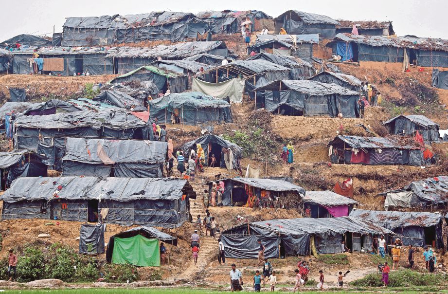 KEADAAN kem etnik Rohingya di Cox’s Bazar.
