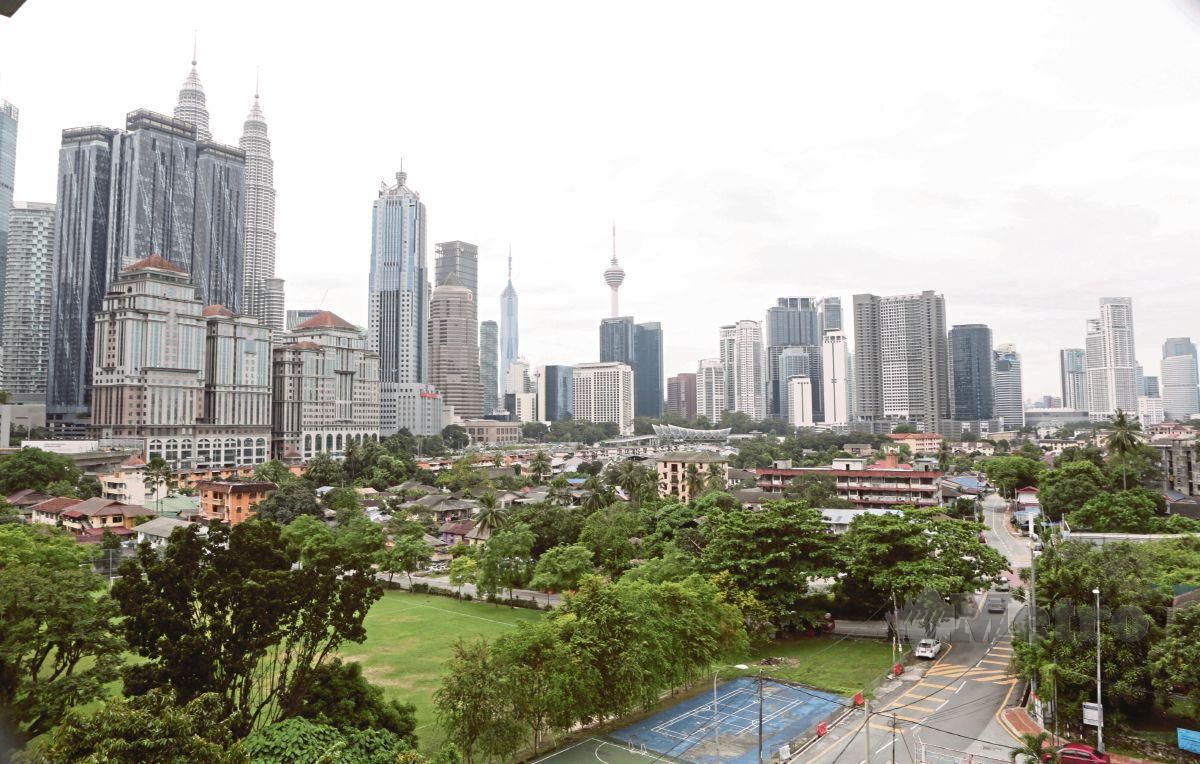 MALAYSIA akan terus mengamalkan pendekatan ekonomi terbuka dengan dasar mesra perniagaan.