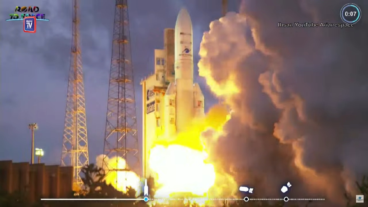 PETIKAN siaran langsung Ariane Space menunjukkan pelancaran Measat-3d.