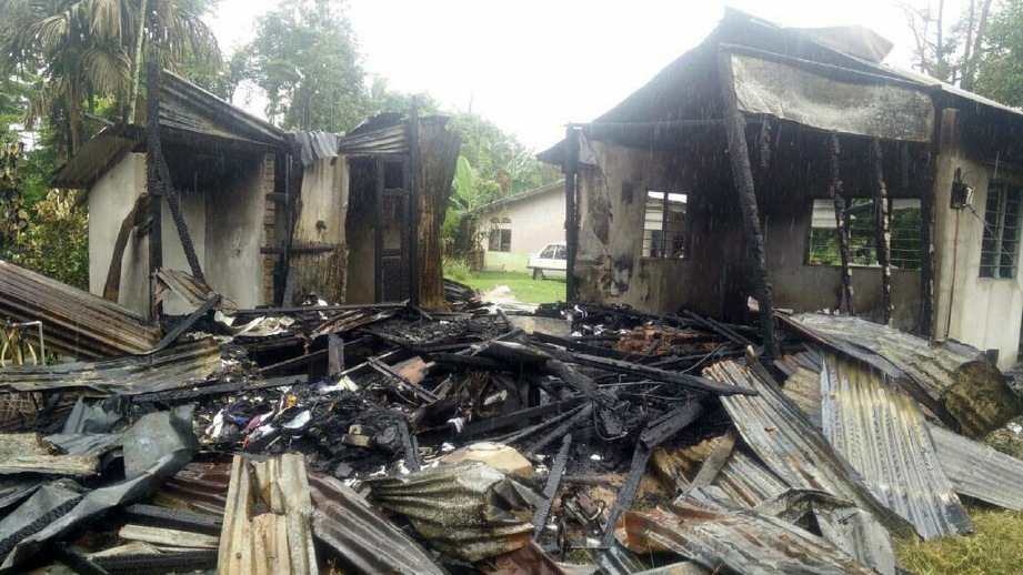 KEADAAN rumah mangsa yang musnah dalam kebakaran. FOTO ihsan pembaca