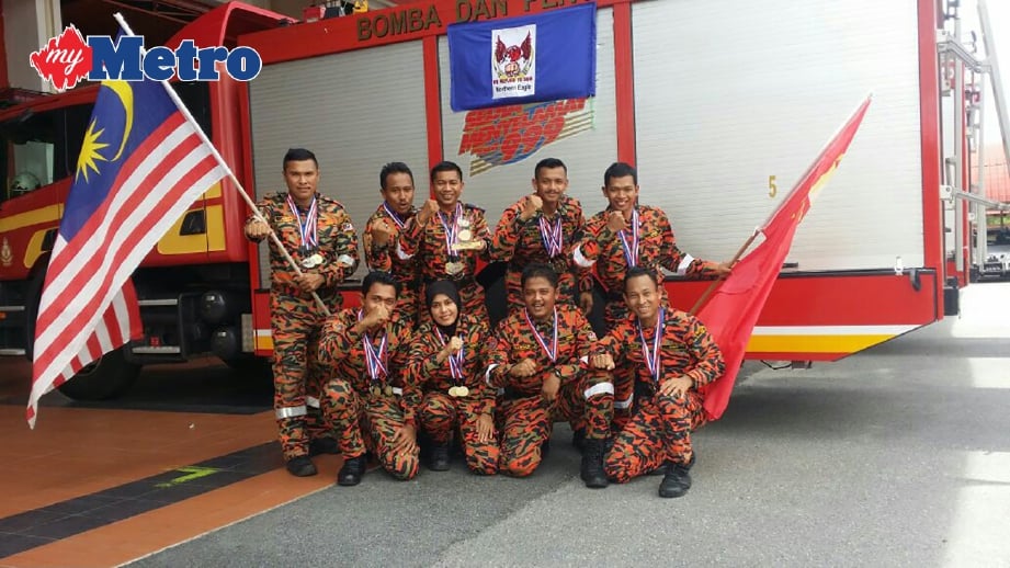 PASUKAN Northern Eagle dari JBPM Kedah muncul johan keseluruhan bagi kategori agensi penyelamat terbaikIMIREX Competition 2016 di Melaka, semalam. FOTO Zuliaty Zulkiffli