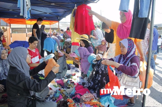 ANTARA barangan yang disediakan di PAsar Percuma. FOTO Wan Nur Amirah Wan Mohd Redza
