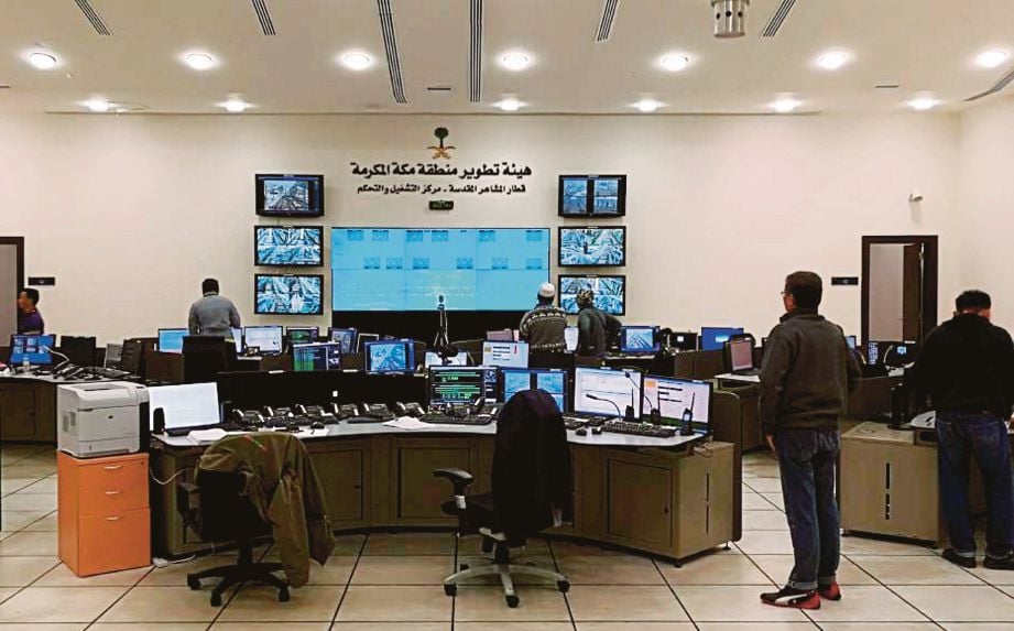 PUSAT  Kawalan Operasi (OCC) MMMSL di Al-Abdiya, Arafah. 
