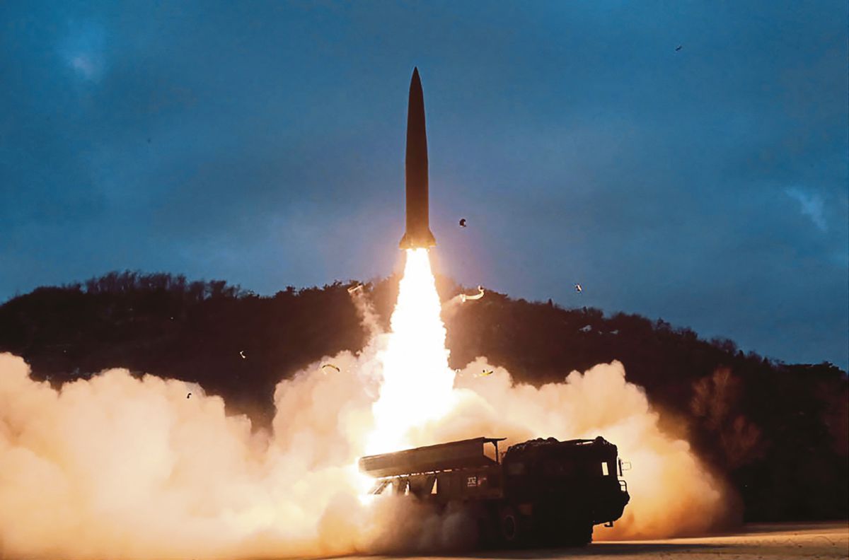 FOTO dirakam pada 27 Januari dan dikeluarkan KCNA menunjukkan salah satu ujian senjata Korea Utara di lokasi yang tidak didedahkan. FOTO AFP