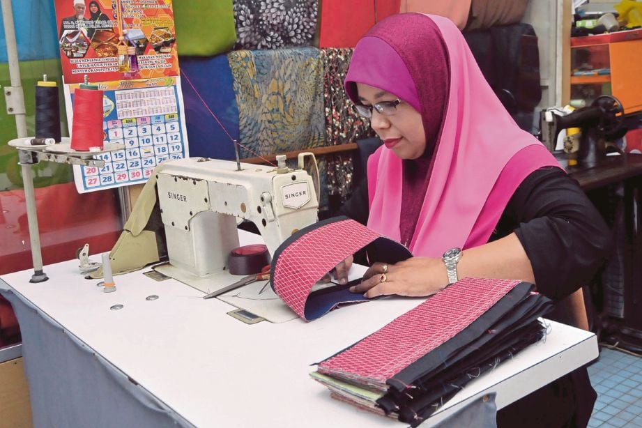 Pewaris songkok Malay Bazar | Harian Metro