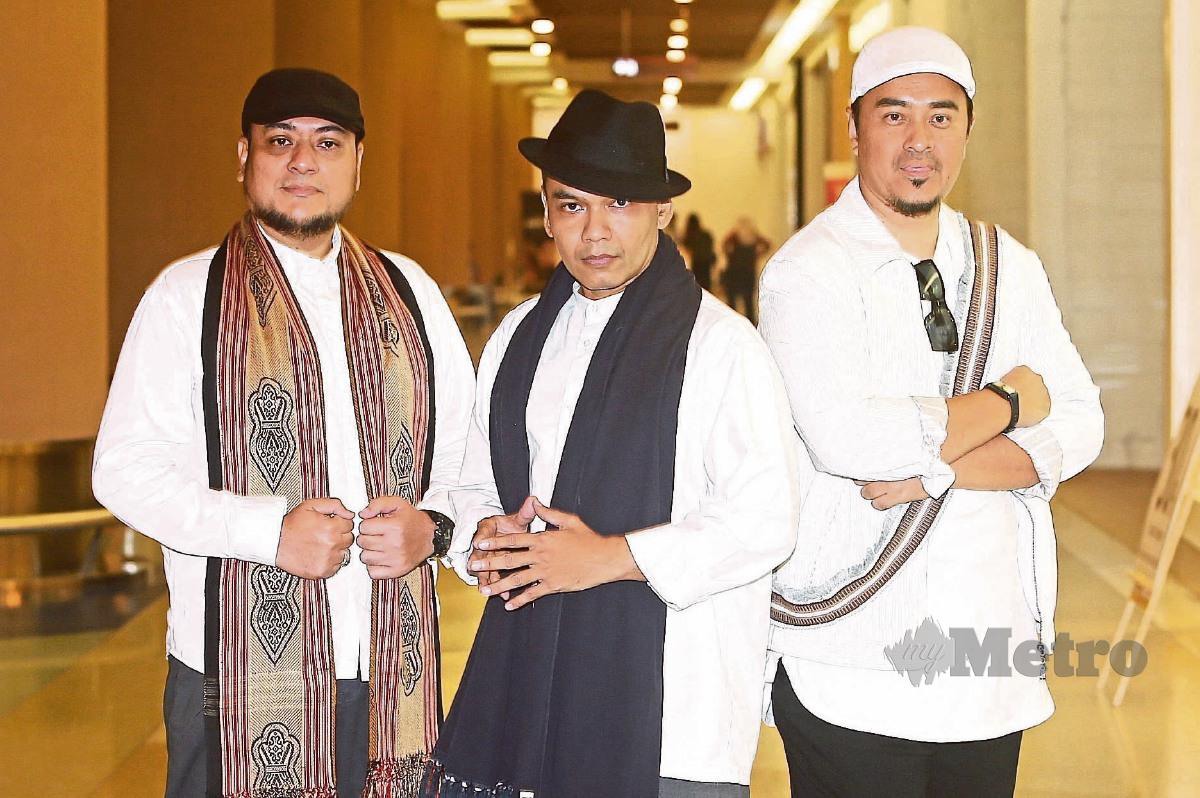 AMER (tengah) bergabung dengan Rahim dan Syed Yassin (kiri) dalam single CintaMu.