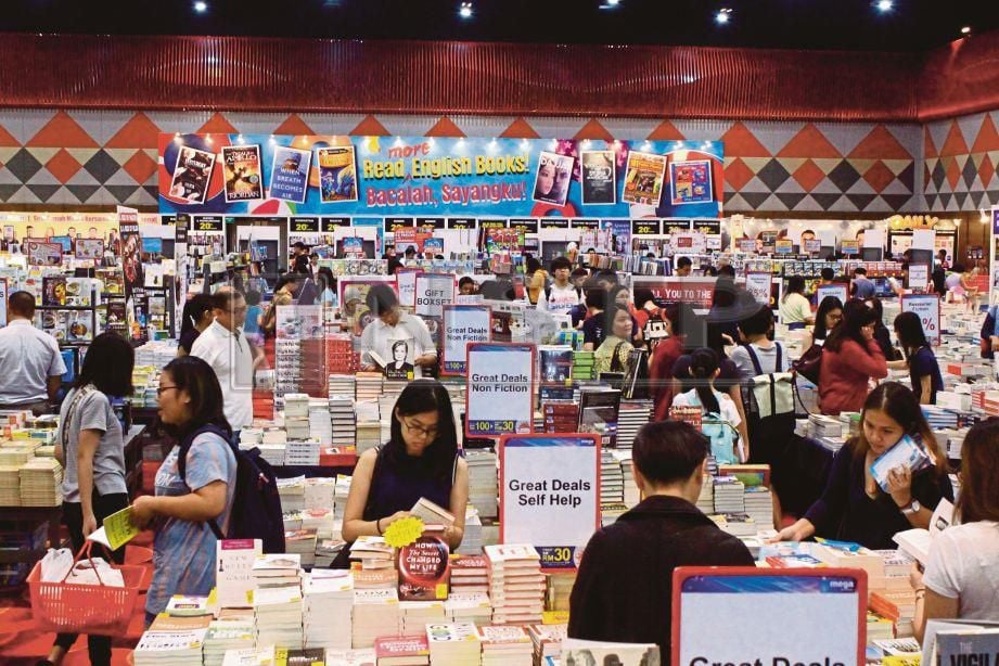 POPULAR Mega Bookfair kali ke-12  berlangsung pada 30 November hingga 9 Disember ini di Pusat Konvensyen Persada Johor, Johor Bahru. 