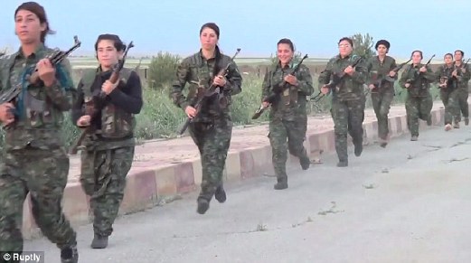 35 peratus daripada pejuang Kurdis adalah wanita.