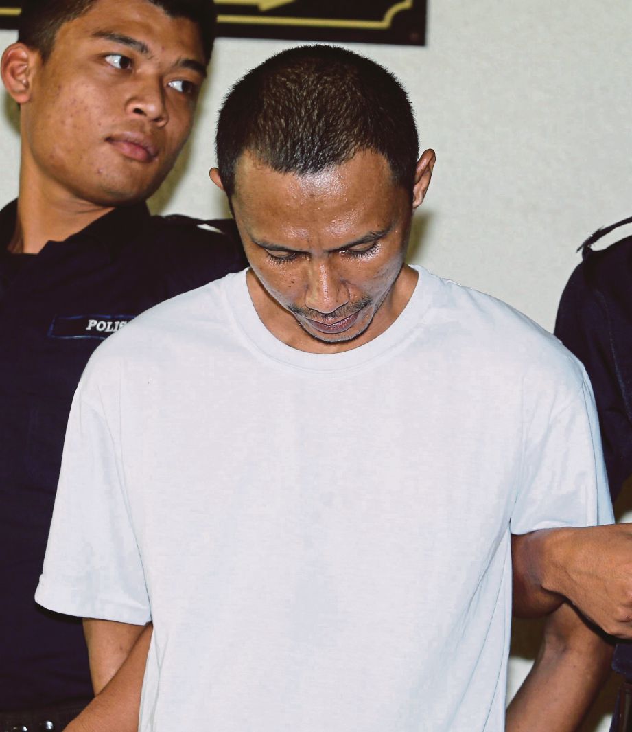 Muhammad Saiful  mengaku bersalah atas pertuduhan memiliki barangan berkaitan kumpulan pengganas Mac lalu. 