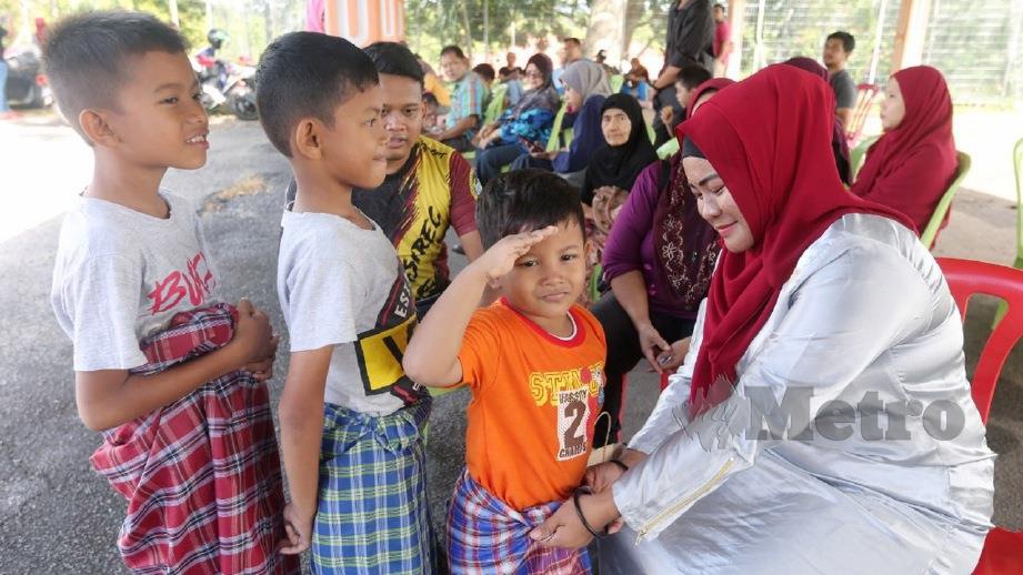 Jimat khatan 3 anak serentak