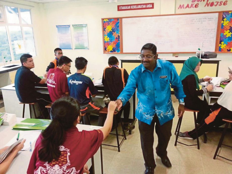 Vasudevan antara guru  yang membuat permohonan pertukarannya dari sekolah di Keningau, Sabah ke Sungai Petani, Kedah.