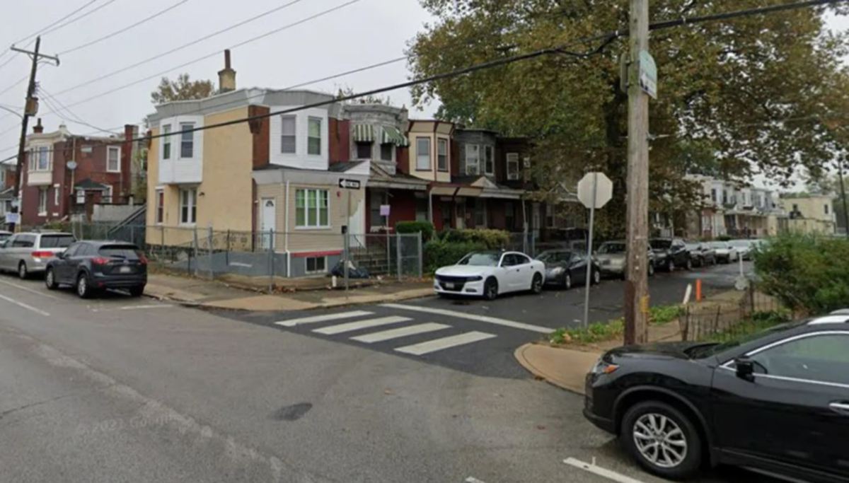 KAWASAN dipercayai berlaku tembakan yang mengorbankan empat orang di Philadelphia. FOTO Google Maps.