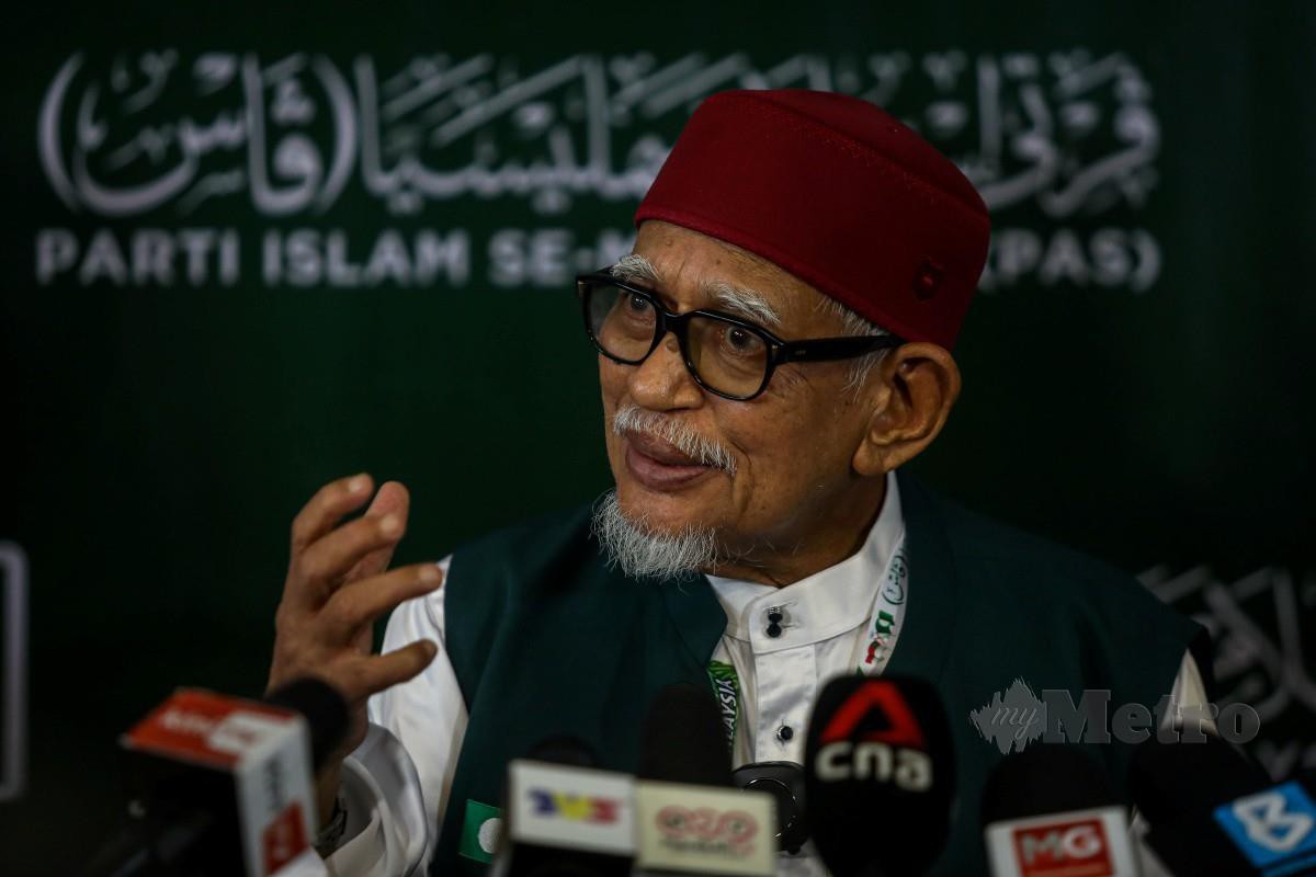 ABDUL Hadi ketika sidang media selepas merasmikan Muktamar Tahunan Pas ke 68 di Kompleks Pas Kedah. FOTO Luqman Hakim Zubir
