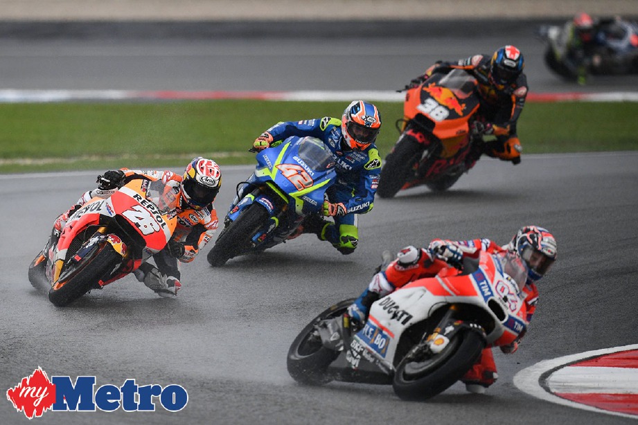 AKSI perlumbaan MotoGP Malaysia di Litar Antarabangsa Sepang. -Foto AFP