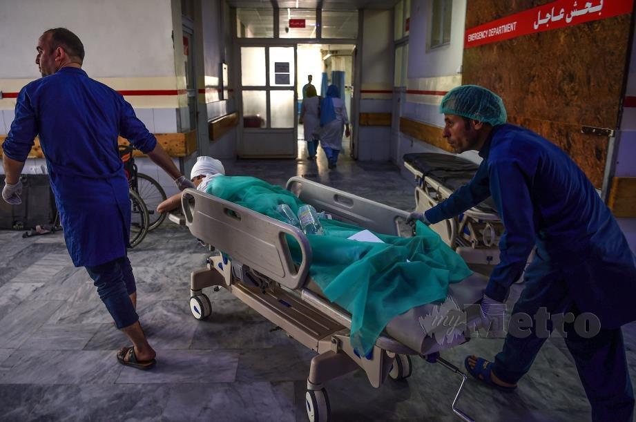 ANTARA yang cedera dalam kejadian bas dibom di Kabul.