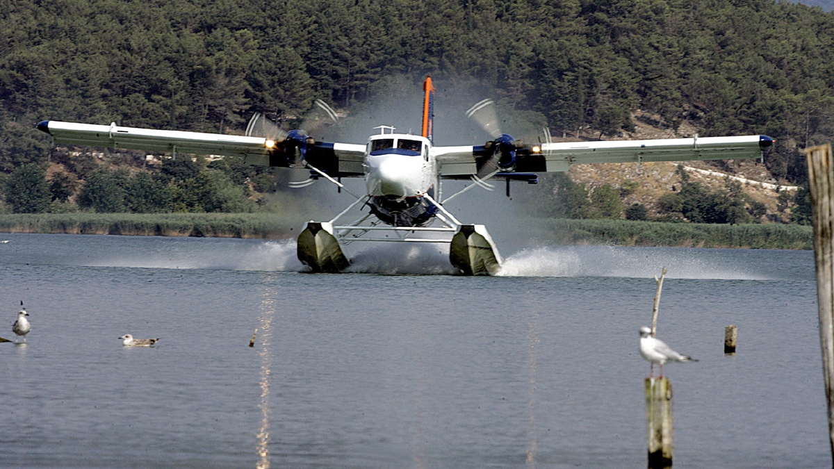 GAMBAR hiasan. Pesawat Twin Otter. FOTO AFP