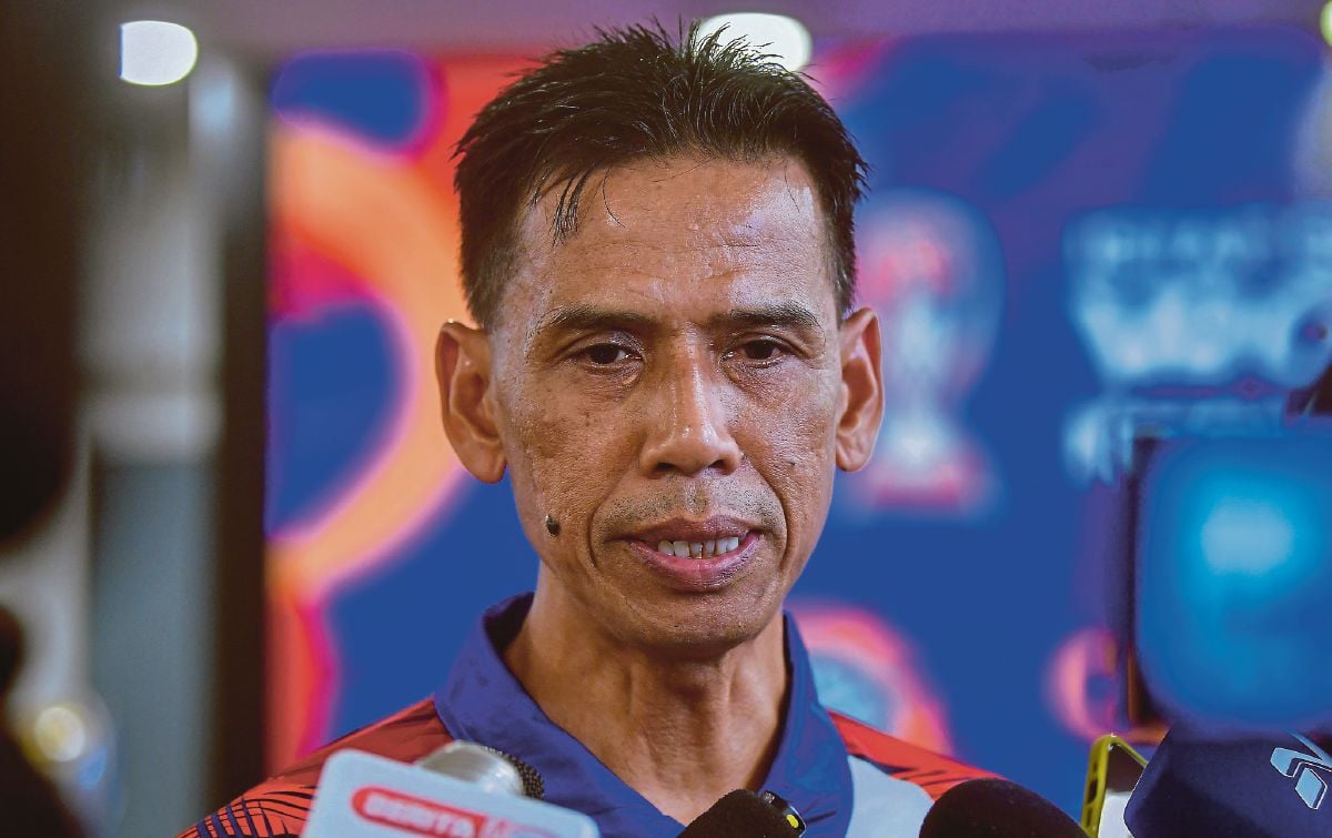 AHMAD Jais  ketika sidang media Majlis Pengundian Kejohanan Sepaktakraw Piala Dunia Kuala Lumpur 2024 di Pusat Dagangan Dunia (WTCKL) semalam. FOTO Bernama