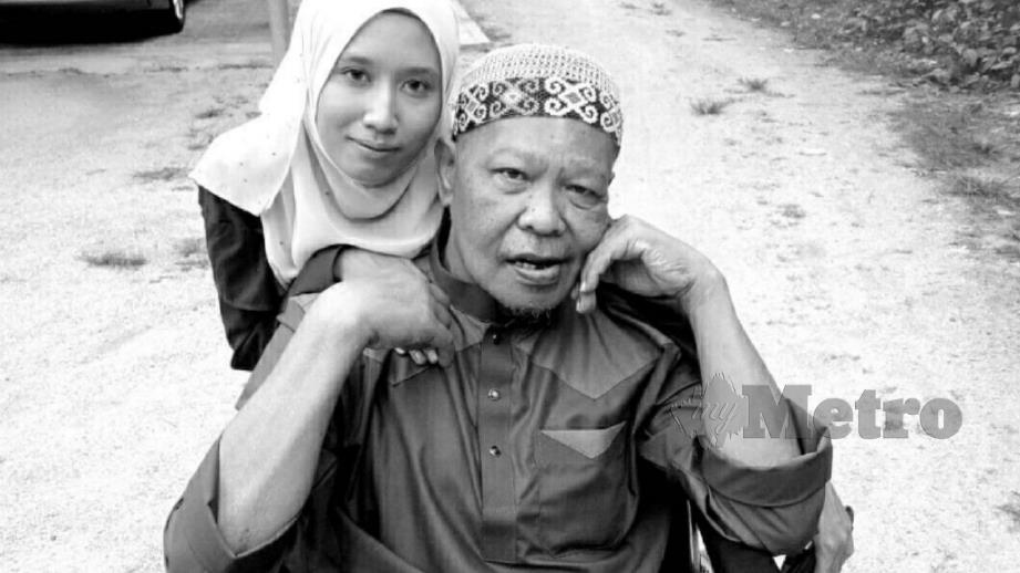 GAMBAR kenangan Nur Atiqah bersama bapanya, Mohd Idris Berahim. FOTO Ihsan Nur Atiqah.  