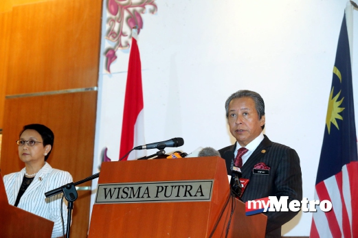 MENTERI Luar, Datuk Seri Anifah Aman bersama Menteri Luar Indonesia, Retno L P Marsudi ketika sidang media. FOTO Mohd Fadli Hamzah
