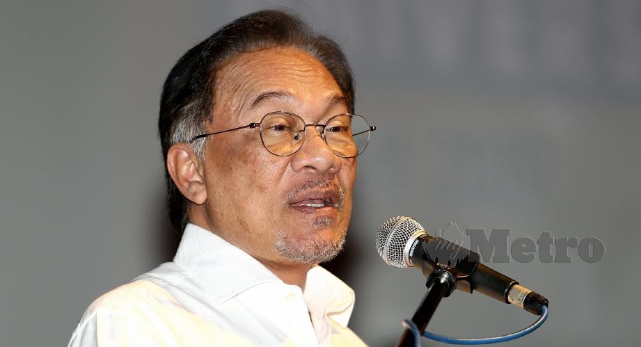 DATUK Seri Anwar Ibrahim. FOTO Eizairi Shamsudin.