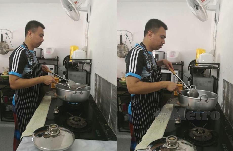 SYAFIQ kini menjalankan perniagaan di Johor Bahru iaitu menjual Nasi Ayam Penyet. FOTO IHSAN KELUARGA