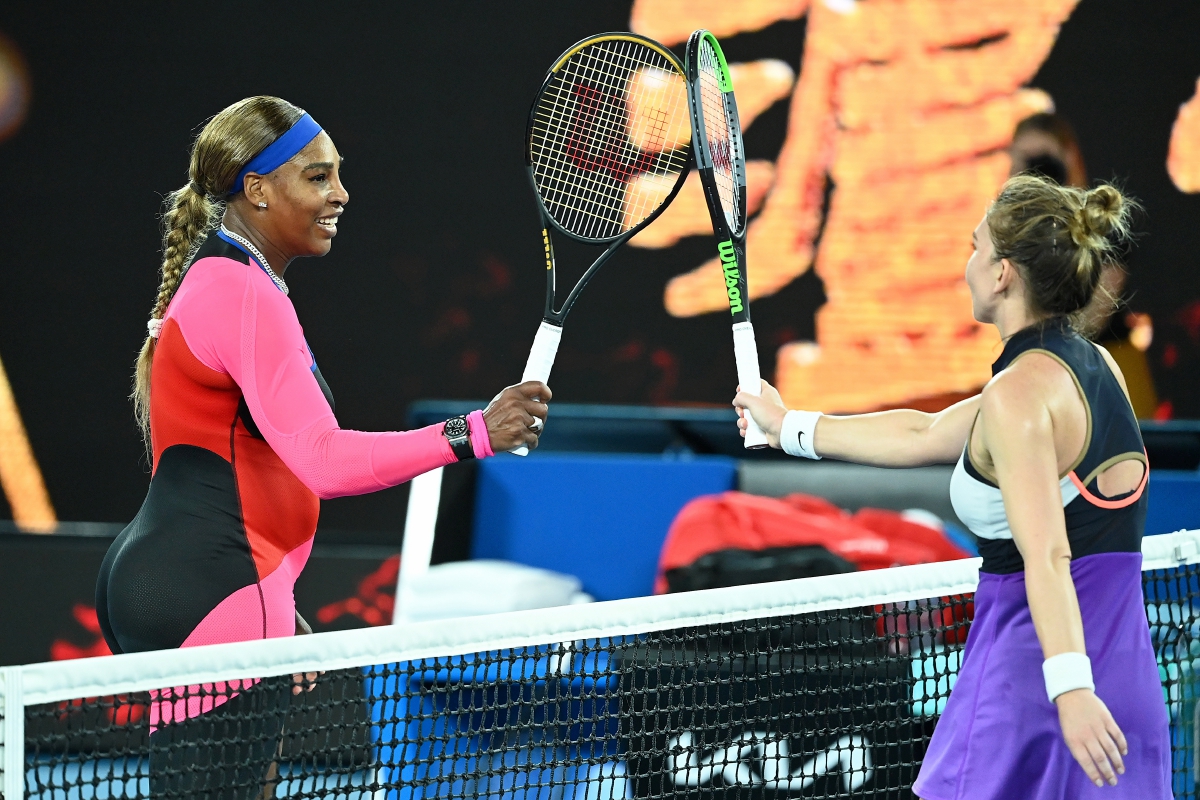 REAKSI Serena dan Simona selepas tamat perlawanan di  Melbourne Park. FOTO AFP