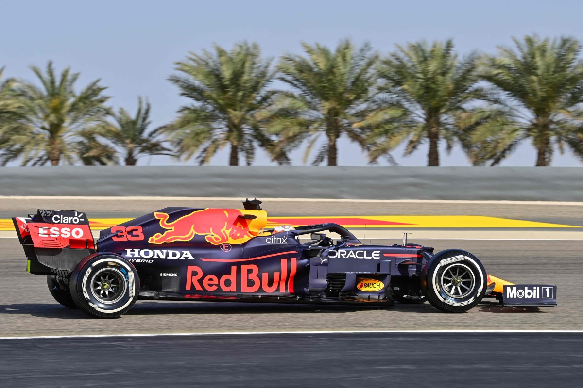 Pemandu Red Bull dari Belanda, Max Verstappen ketika sesi latihan GP Bahrain. FOTO AFP