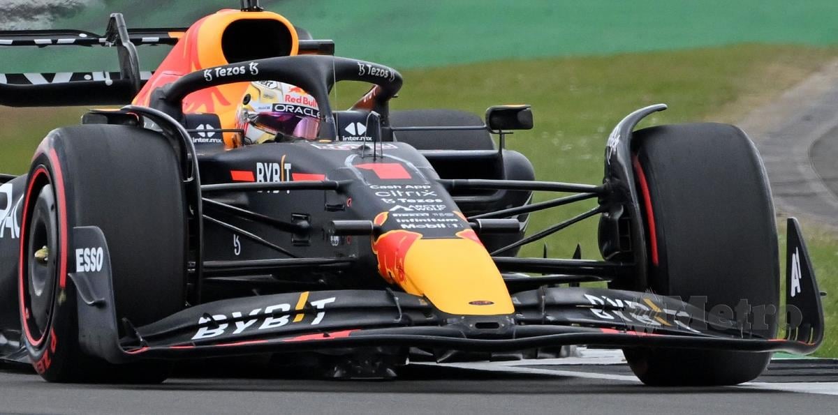 PEMANDU Red Bull Racing dari Belanda, Max Verstappen ketika latihan bebas ketiga menjelang GP British. FOTO AFP