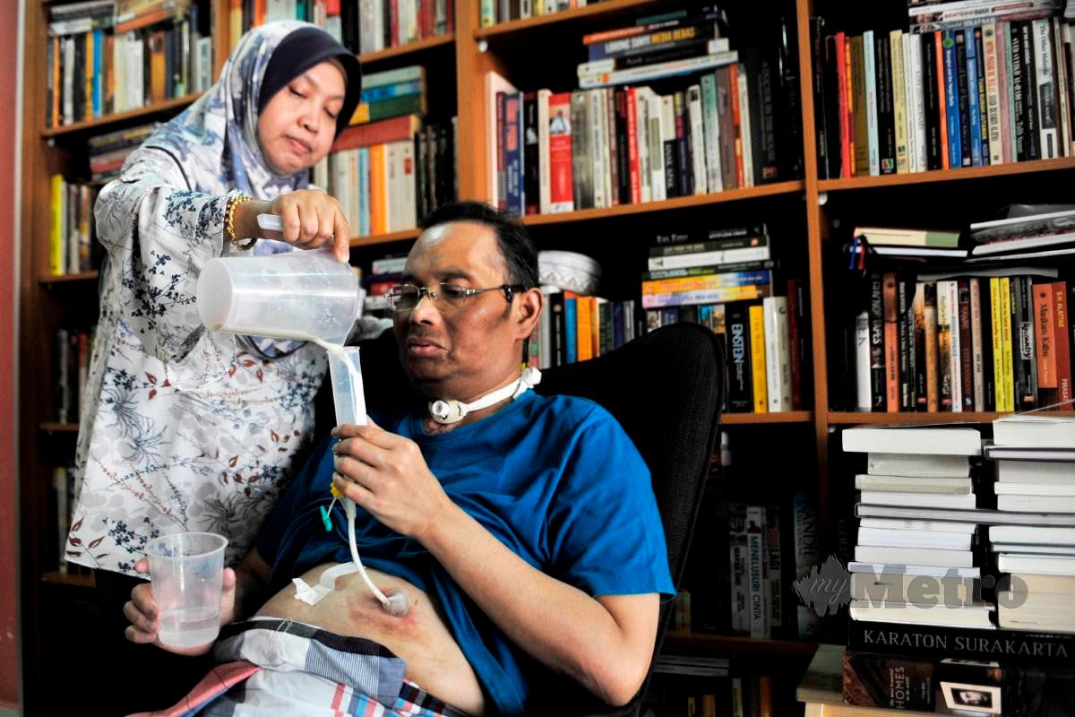 JULI menguruskan suaminya, Azran yang menghidap penyakit kanser lidah tahap empat. Aizuddin Saad