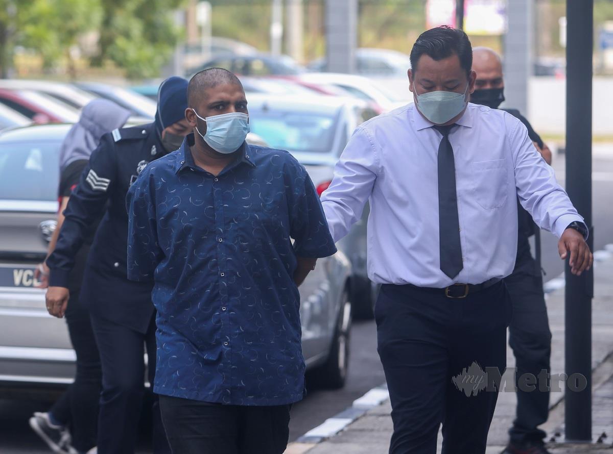 JEGATHIS dihadapkan ke Mahkamah Majistret Seremban atas 10 pertuduhan memperdaya dan menipu mangsa dalam urusan jual beli telefon bimbit. FOTO Azrul Edham Mohd Aminuddin 