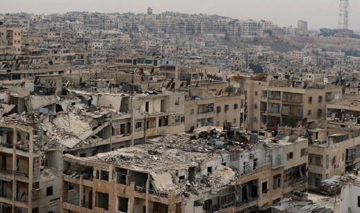 Keadaan bandar Aleppo yang kini lengang dengan banyak bangunan musnah. - Foto AFP/Getty Images