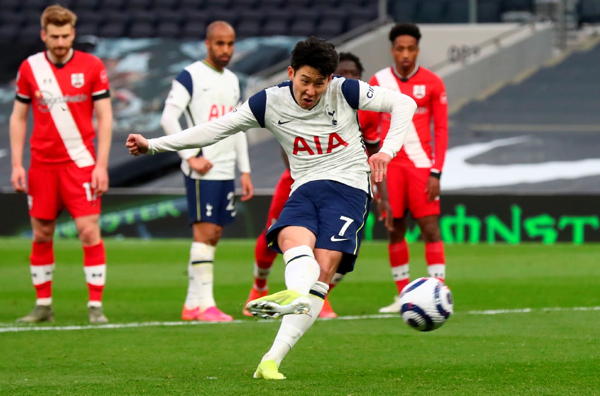 Pemain Tottenham, Son Heung-Min menyempurnakan penalti dan juga gol kemenangan pasukannya ke atas Southampton pada aksi EPL pagi ini. FOTO Agensi