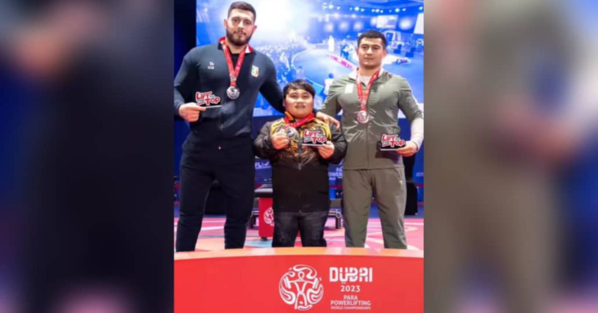 BONNIE (tengah) masih ada lagi dua kejohanan penting tahun hadapan iaitu pada Februari ini di Dubai dan di Manchester Mei nanti. FOTO Ihsan World Para Powerlifting