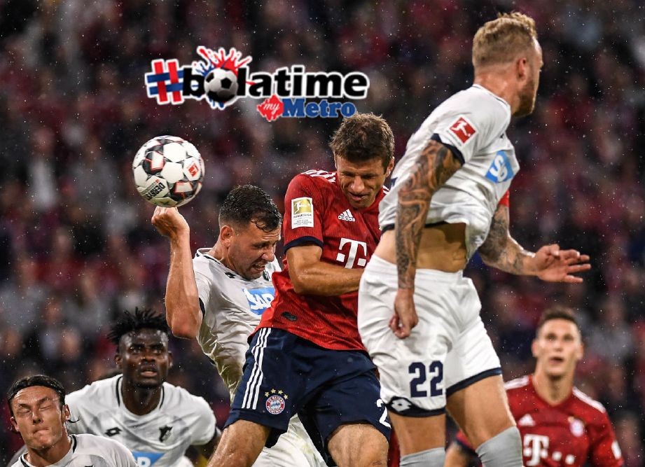 PERLAWANAN membabitkan Bayern Munich dan Hoffenheim. Foto EPA