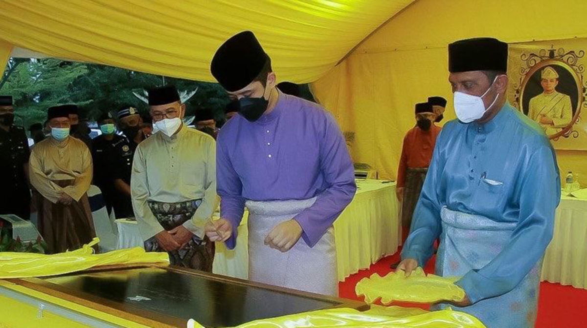 Pemangku Raja Pahang rasmi tujuh masjid sepanjang Ramadan ini. FOTO FIKRAH PAHANG