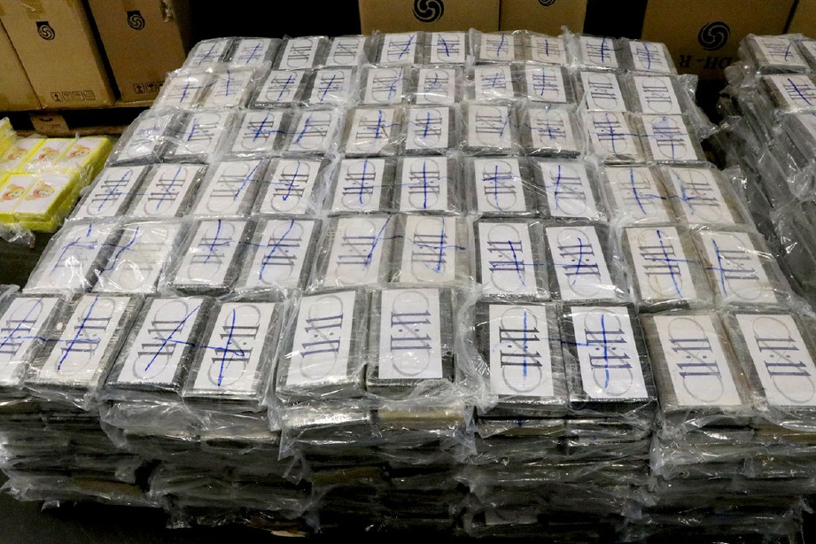 KASTAM Hamburg merampas 4.5 tan kokain. FOTO AFP