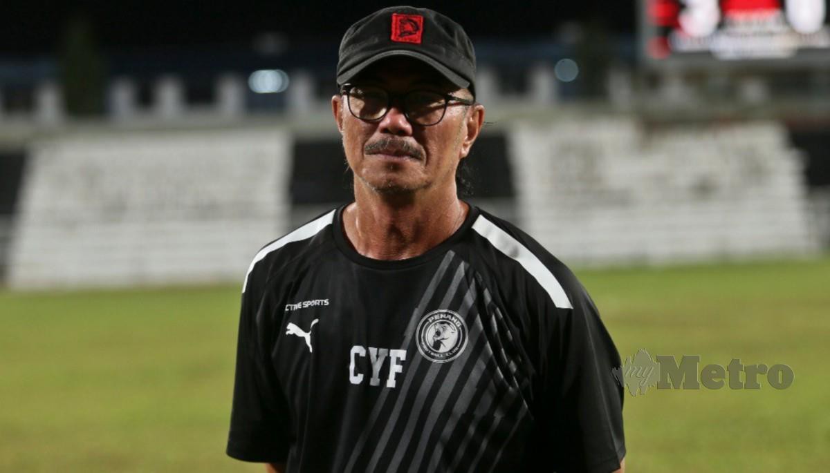 PENOLONG jurulatih Penang FC, Chong Yee Fatt mahu buka buku baharu bersama skuad itu musim ini. FOTO GHAZALI KORI