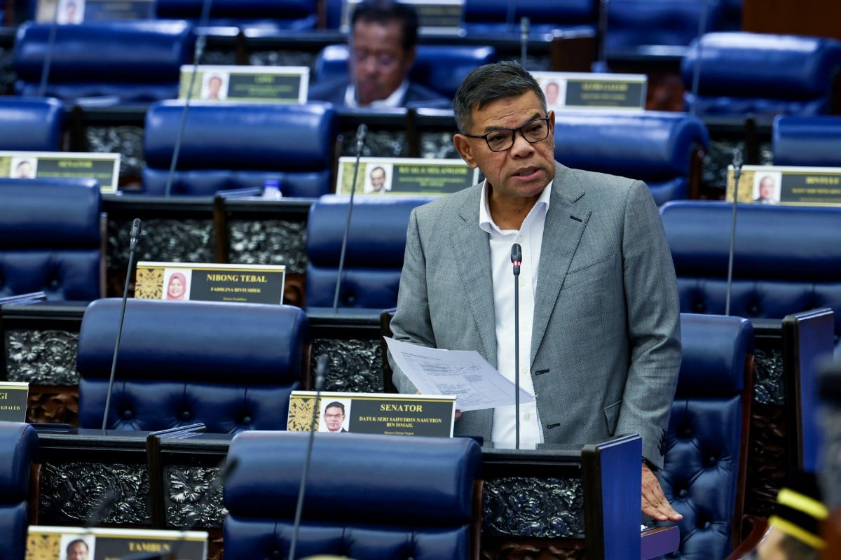 SAIFUDDIN Nasution Ismail pada Persidangan Dewan Rakyat di Bangunan Parlimen hari ini. FOTO Bernama 