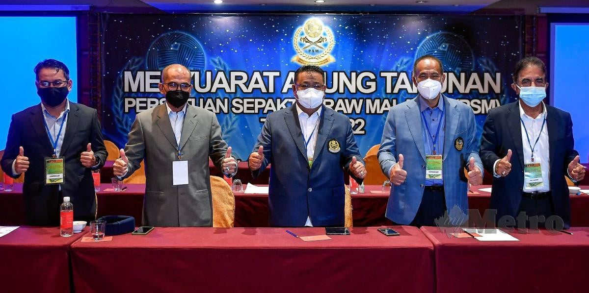 SUMALI (tengah) PSM sudah membuat bayaran penuh kepada Astaf berjumlah USD15,000 (RM63,886.25) dalam tempoh yang ditetapkan. FOTO Bernama