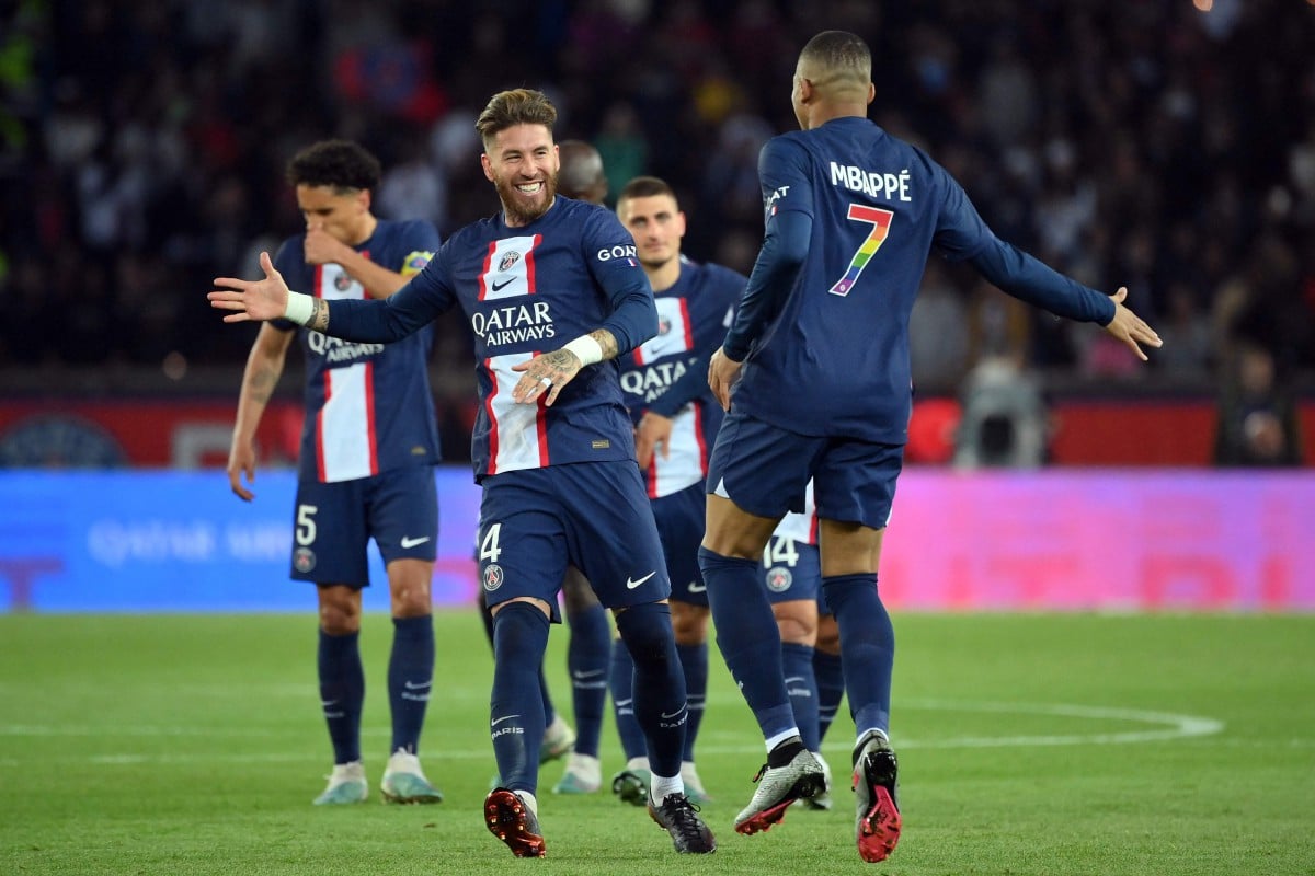 PSG hampir gelaran ke-11 Liga Perancis. -FOTO AFP 