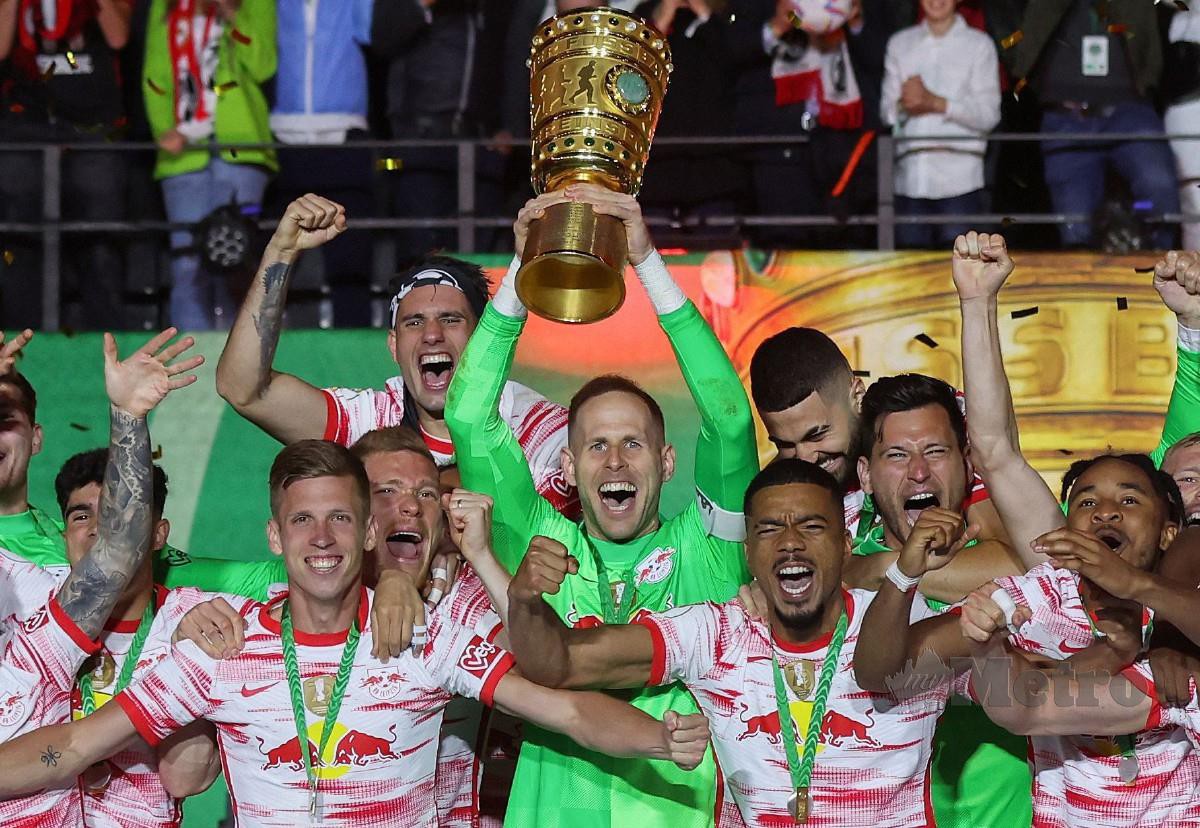 RB Leipzig julang Piala Jerman kali pertama. -FOTO AFP
